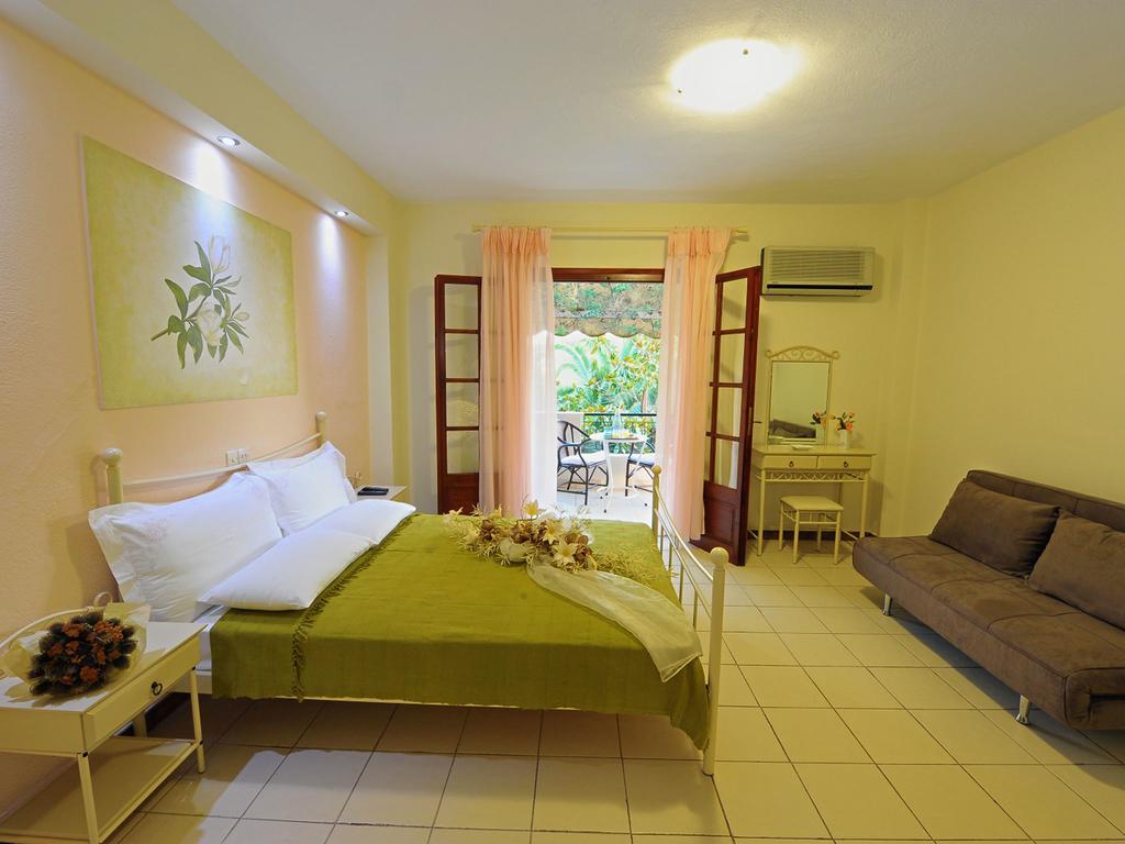 Iliotropio Studios Loutra Edipsou  Buitenkant foto